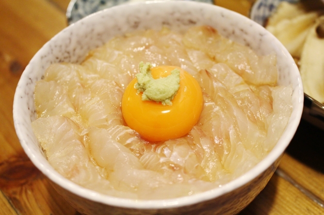 平目漬丼